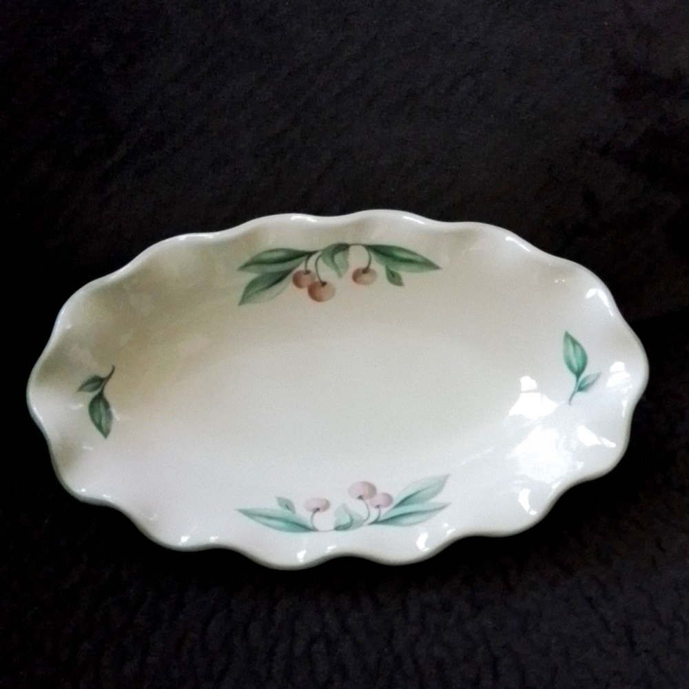 Pfaltzgraff Garden Party Fluted Oval Relish Dish Bowl